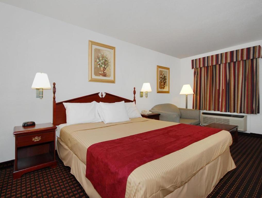 Best Western Johnson City Inn Bagian luar foto